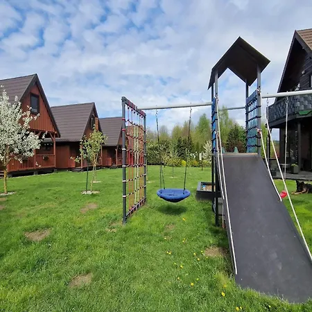 Homes With Shared Pool, 펜션
